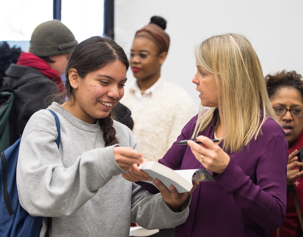 Book Review: “Period. The Quick Guide to Every Uterus”